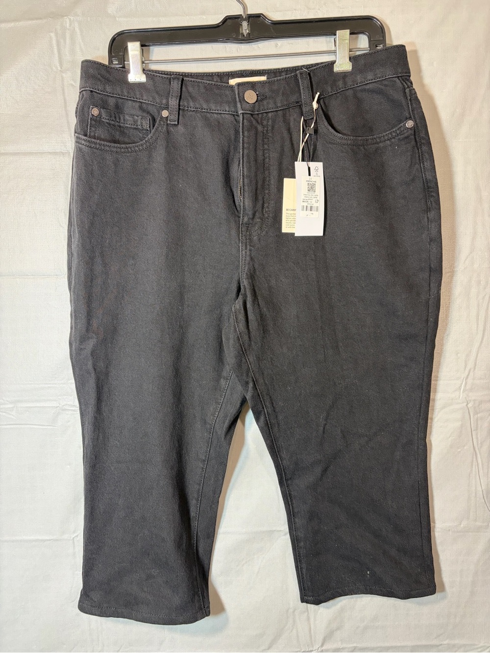 207. Dynamite - Frenchie black jeans Capri